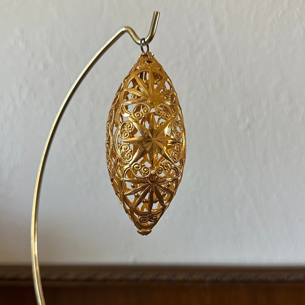 Vintage 3.5'' Eckartina Gold Filigree West Germany Christmas Ornament Oval